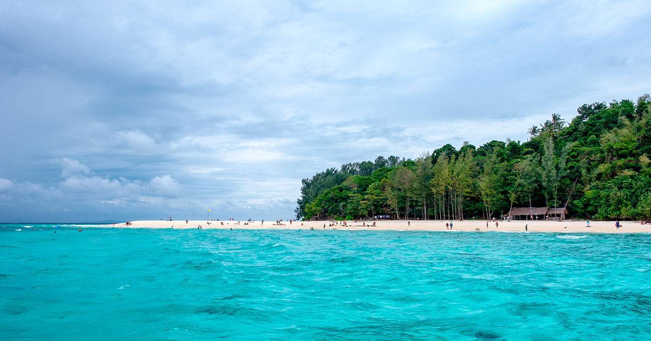 Пляж на острове Бамбу