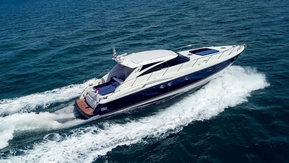 Моторная яхта Princess V58 — фото 8 из 8